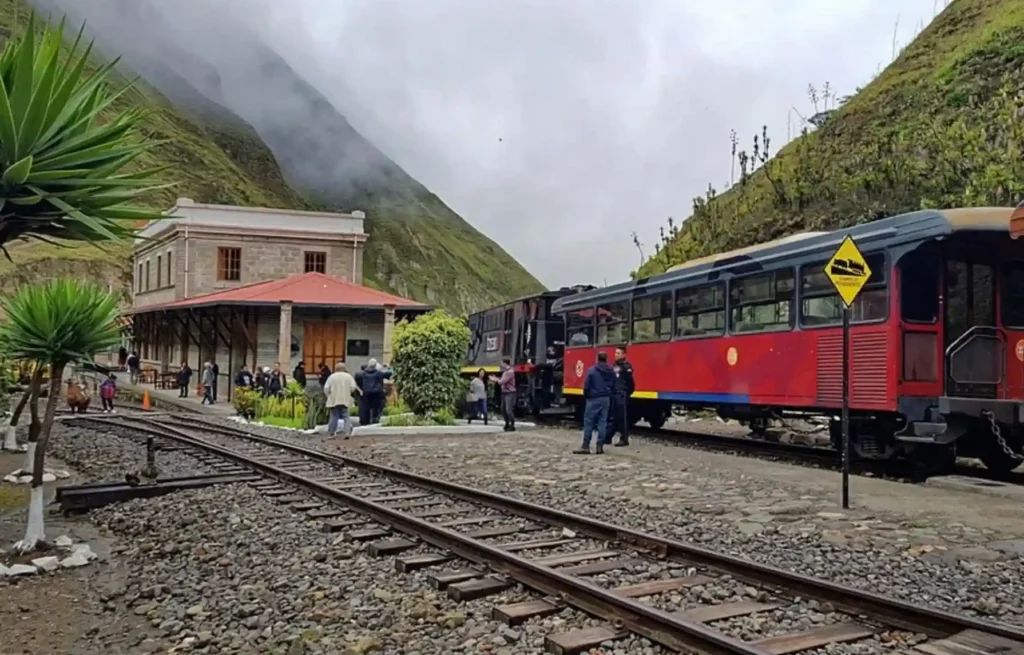 Estación de Alausí, punto de partida hacia Sibambe
