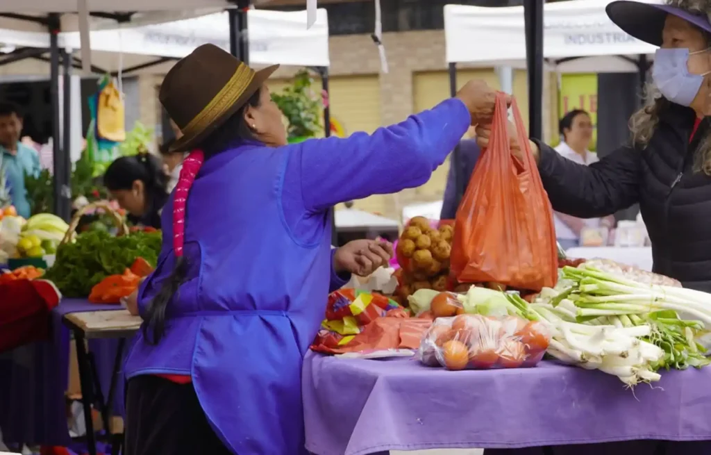 Productos agrícolas de la provincia de Chimborazo en mercado local